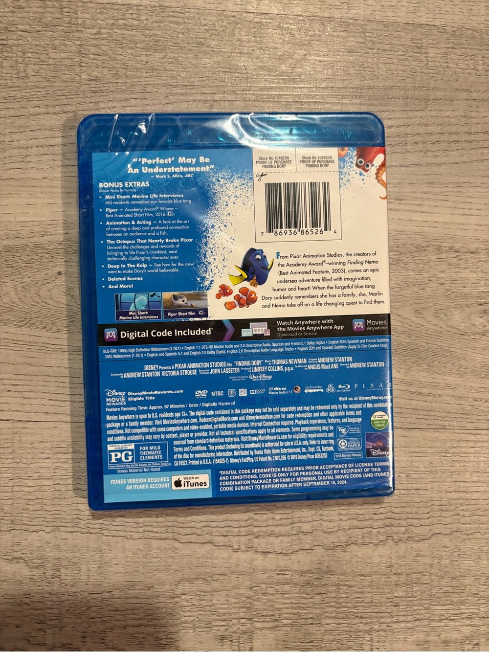 Finding Dory Blu-Ray & DVD & Digital Code - Picture 2 of 3